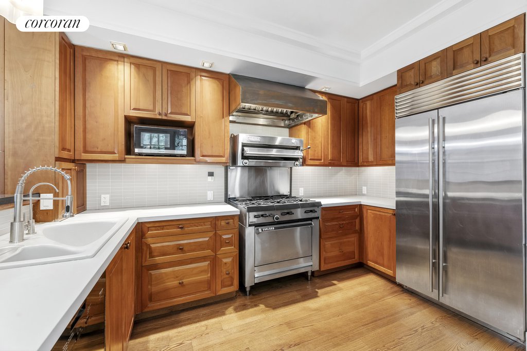 42A Monroe Place, Unit MAIN photo 4