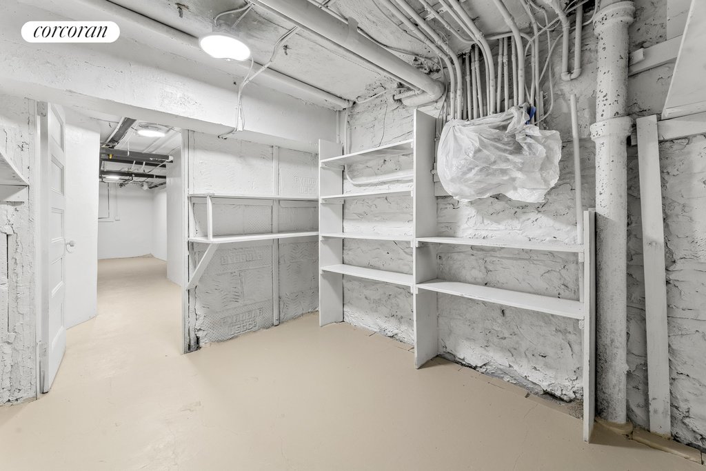 42A Monroe Place, Unit MAIN photo 17