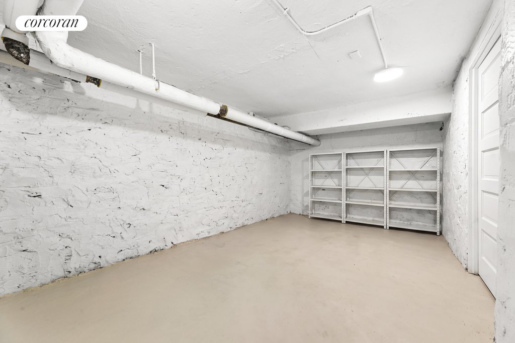 42A Monroe Place, Unit UPPER photo 21