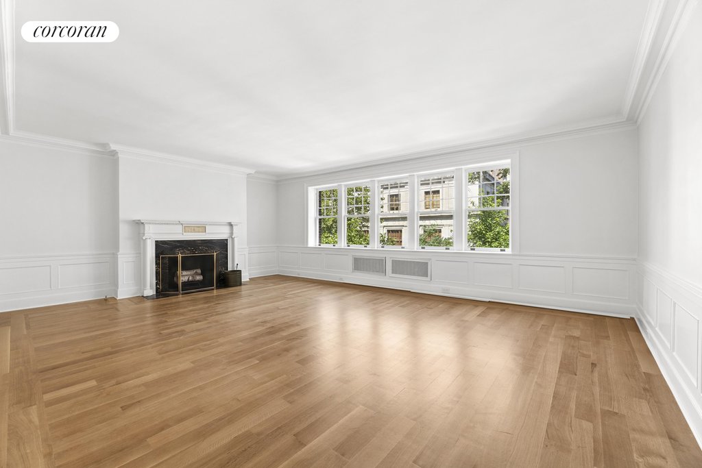 42A Monroe Place, Unit UPPER photo 2