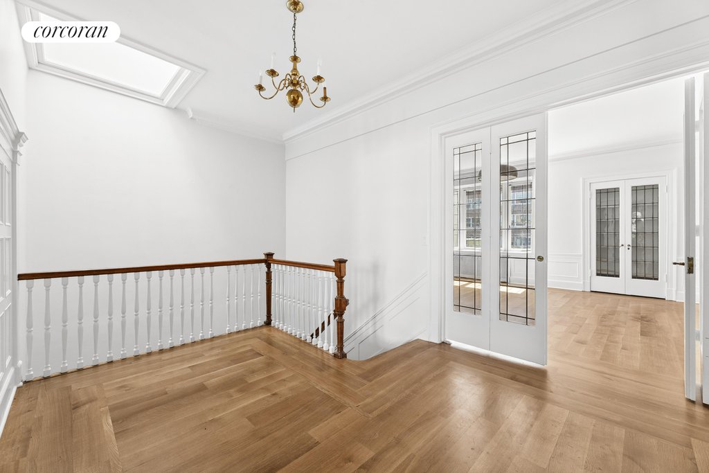 42A Monroe Place, Unit UPPER photo 3