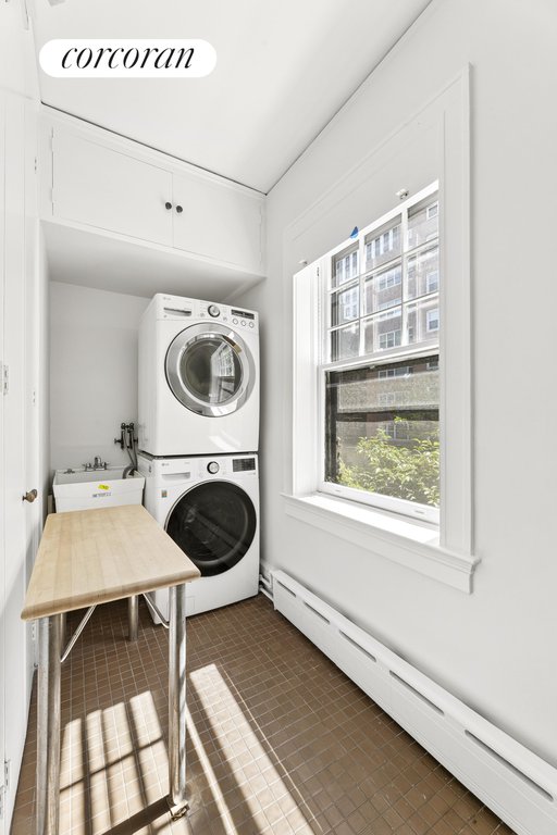 42A Monroe Place, Unit UPPER photo 8
