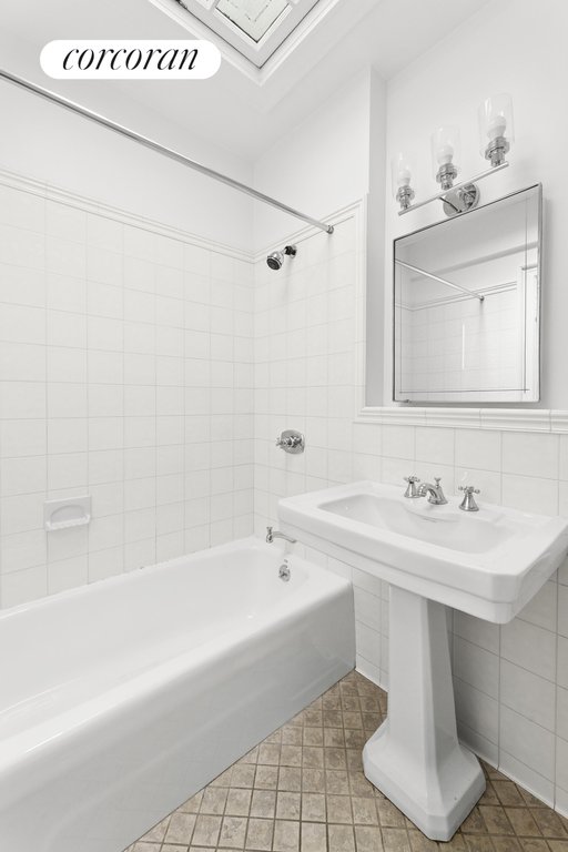 42A Monroe Place, Unit UPPER photo 16