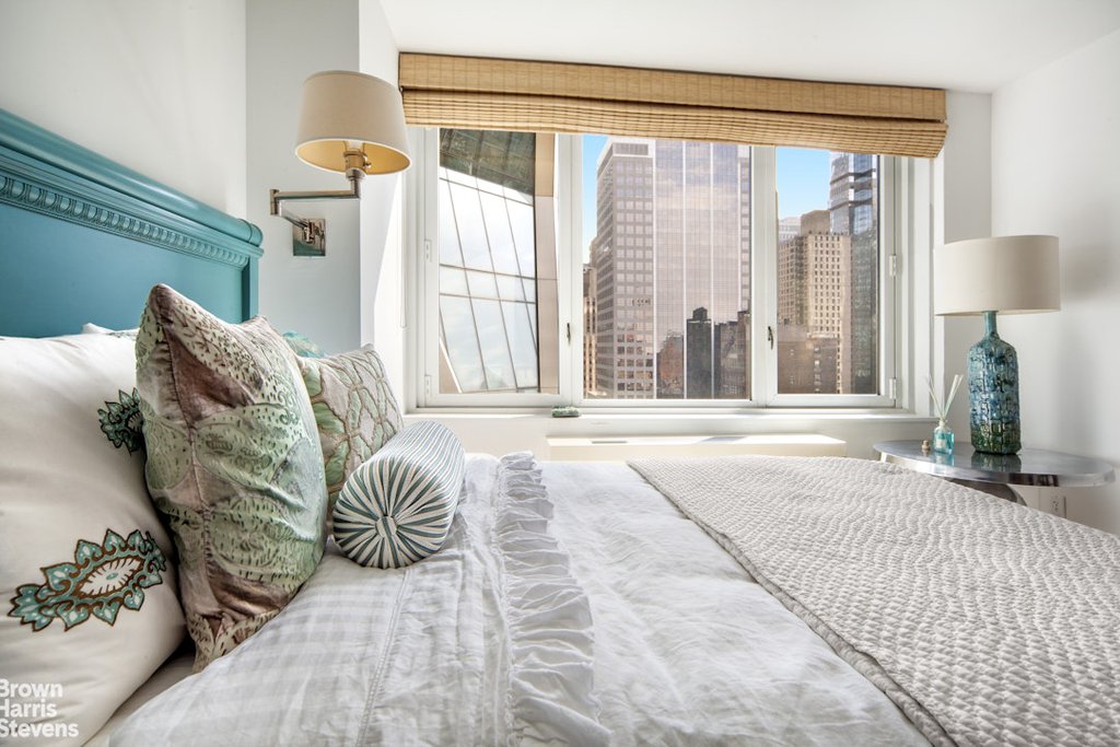 322 West 57th Street, Unit 22S photo 6