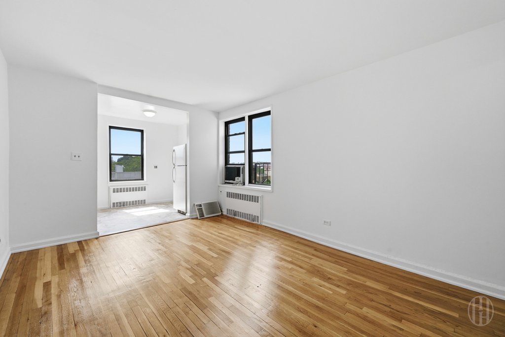 37-27 86th Street, Unit 6N photo 2