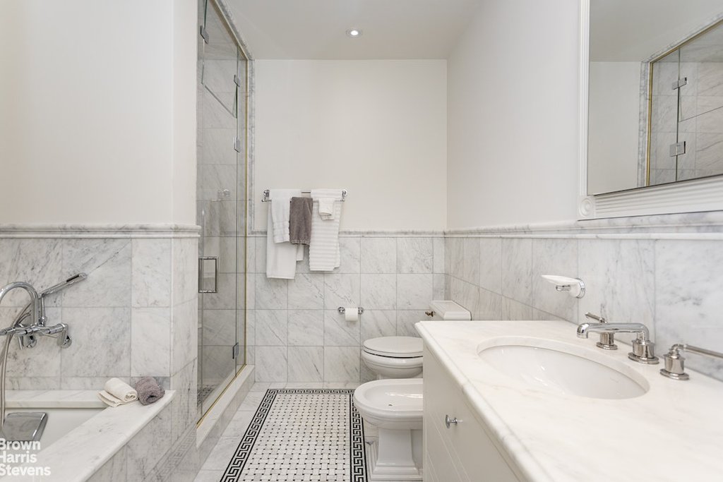 845 United Nations Plaza, Unit 37C photo 11