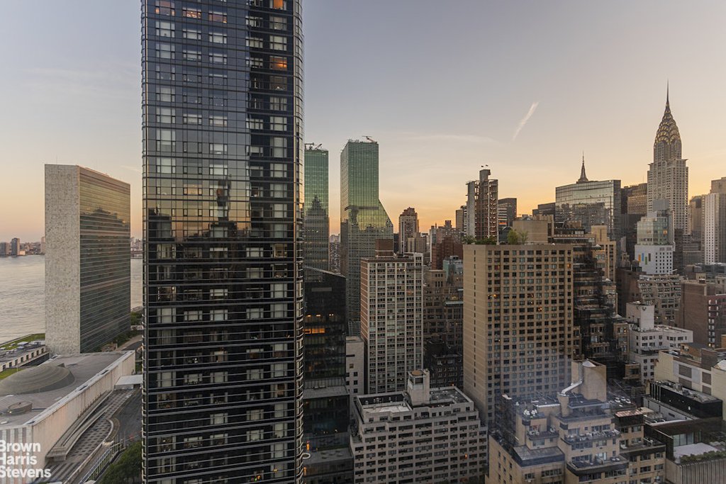 845 United Nations Plaza, Unit 37C photo 18