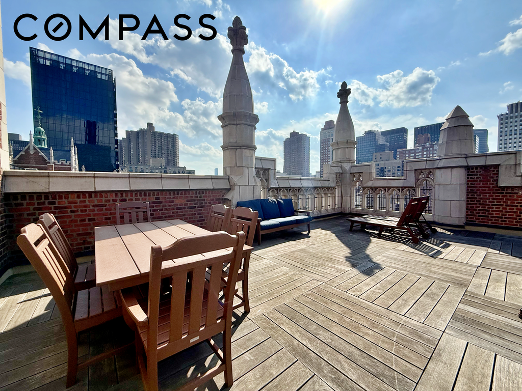 25 Tudor City Place, Unit 1502 photo 9