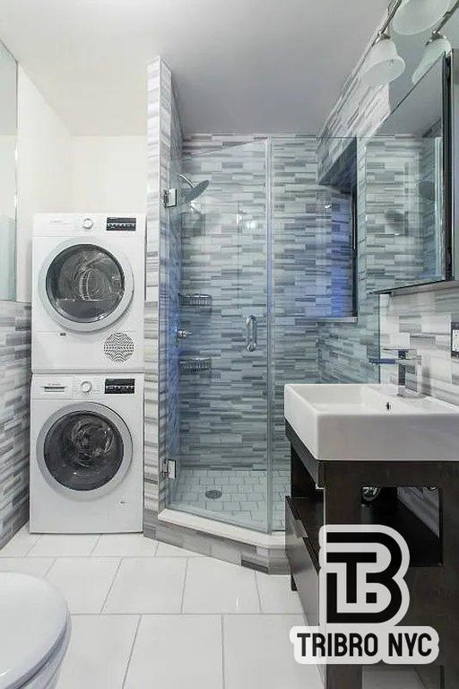 1590 Lexington Avenue, Unit 10 photo 4
