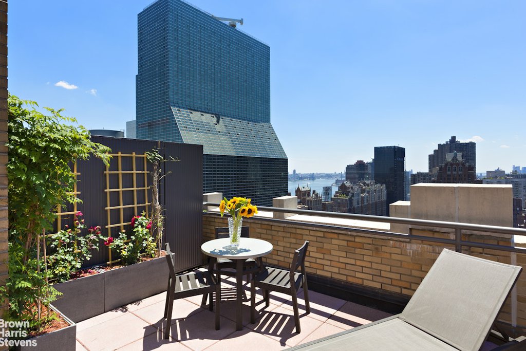310 East 46th Street, Unit 11S photo 8