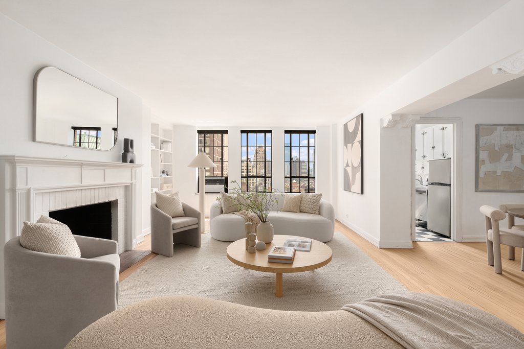 350 West 57th Street, Unit 16J photo 2