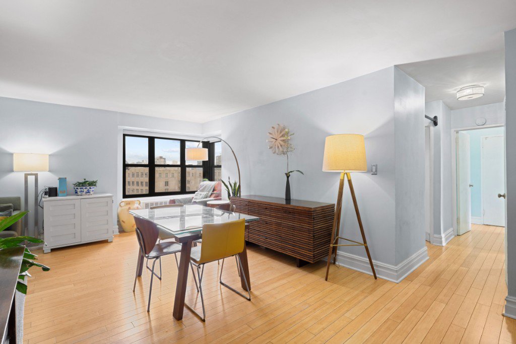 385 Grand Street, Unit L1101