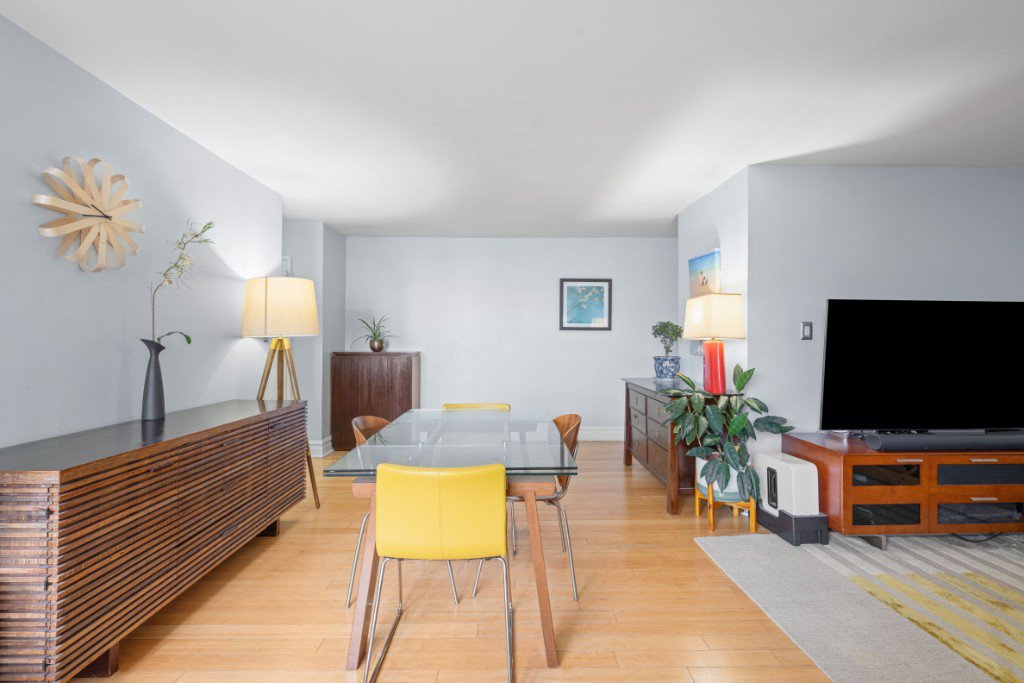 385 Grand Street, Unit L1101 photo 4