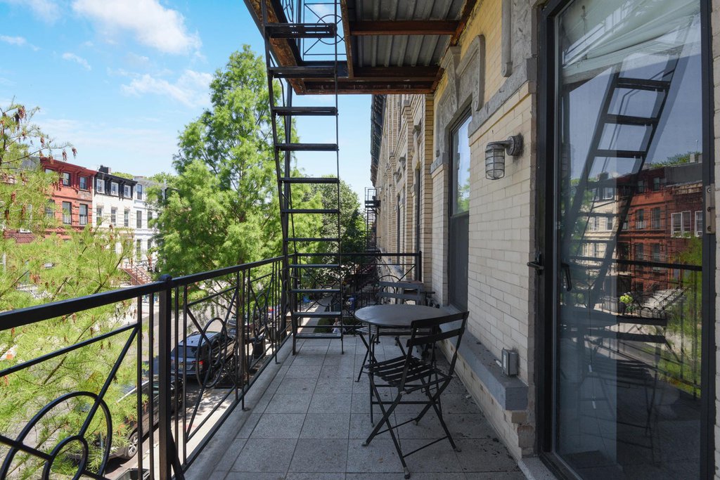 156 Pulaski Street, Unit 2B photo 8
