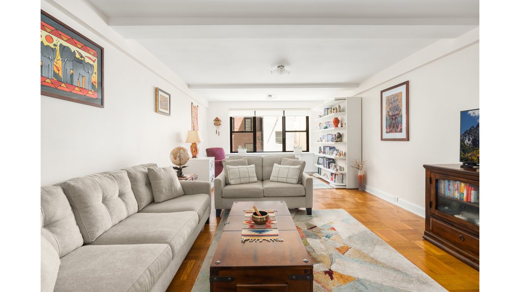 235 East 73rd Street, Unit 2H