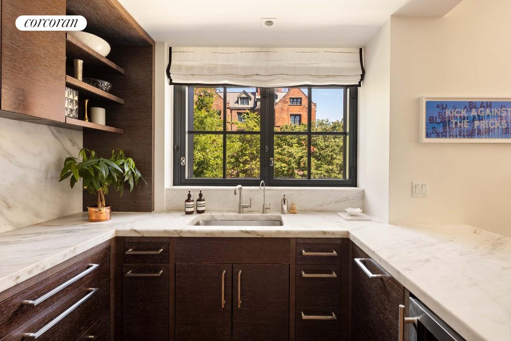 500 West 21st Street, Unit 2G photo 5