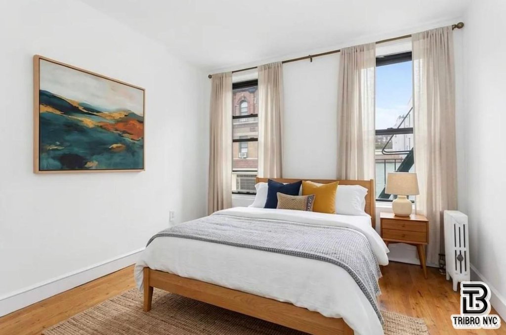192 Bleecker Street, Unit 22 photo 3