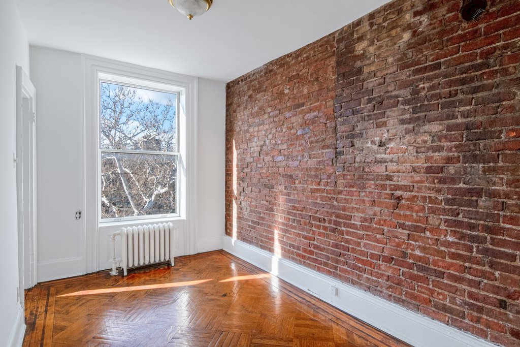 307 East 10th Street – For Sale photo 16