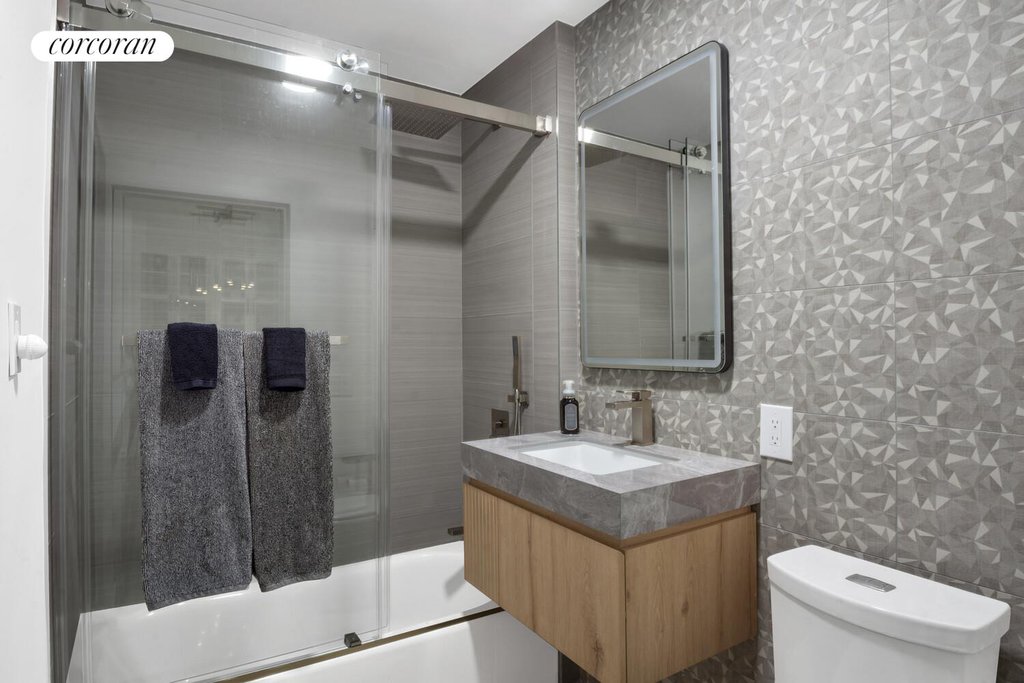 425 Fifth Avenue, Unit 26D photo 7