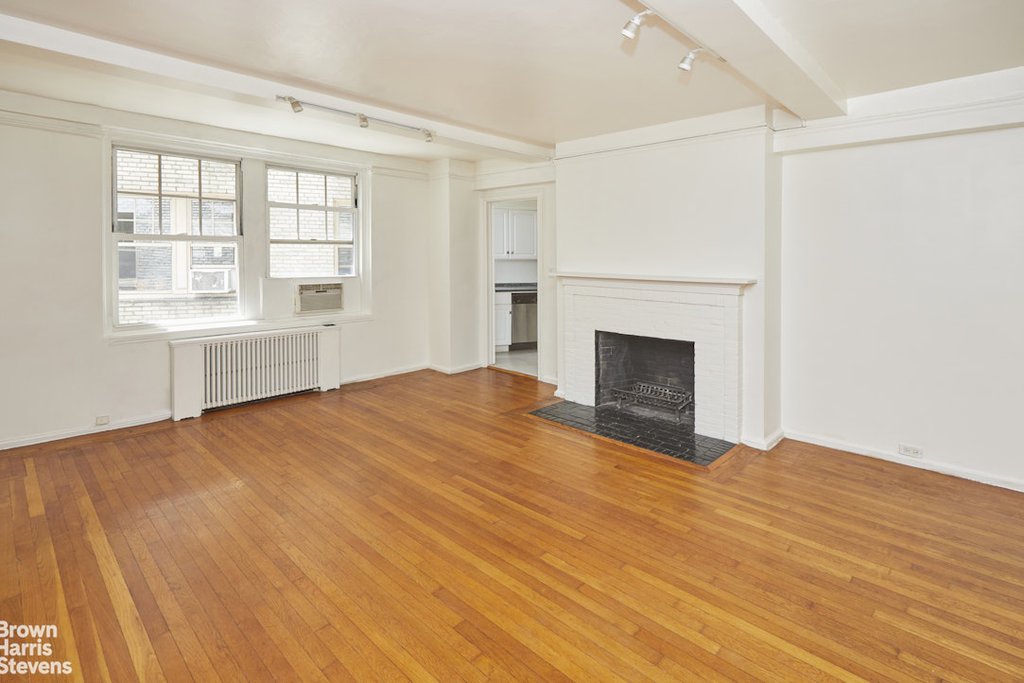 2 Horatio Street, Unit 5F photo 4