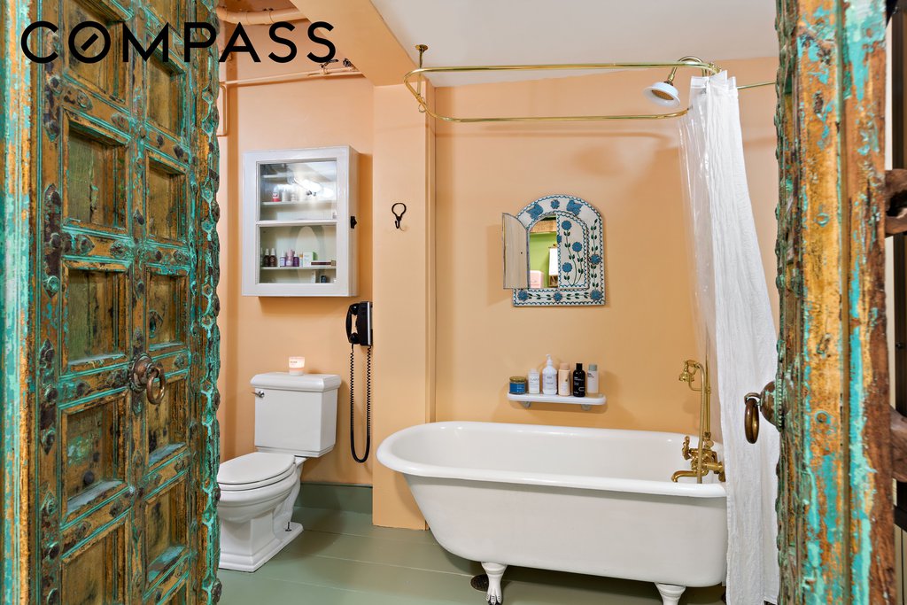 5 Great Jones Street, Unit 2 photo 7