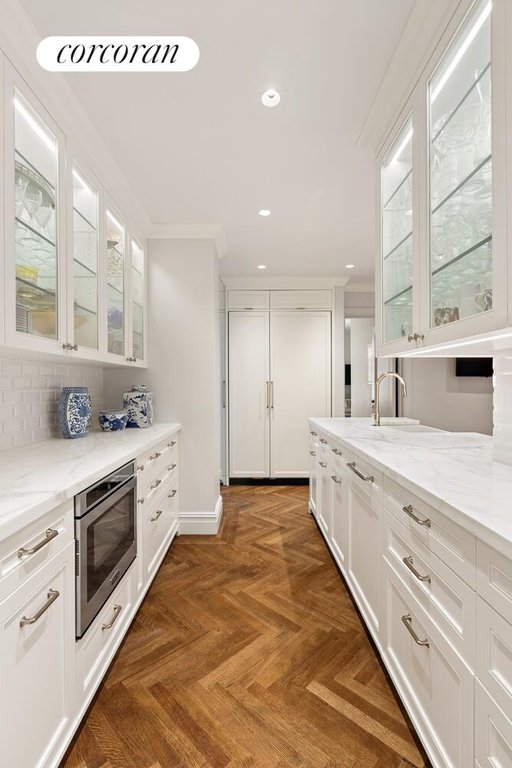 580 Park Avenue, Unit 7A photo 7