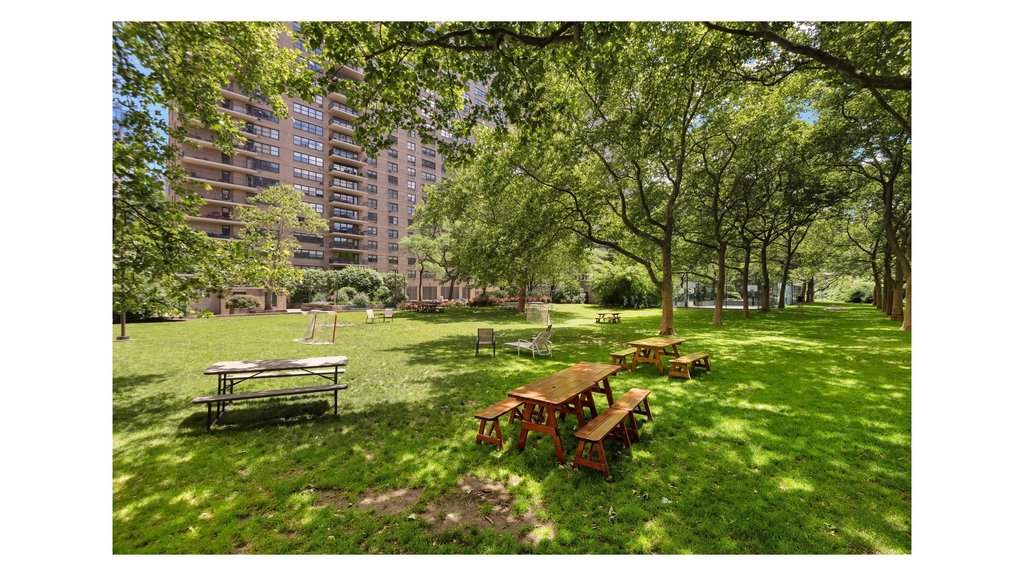 185 West End Avenue, Unit 7R photo 12