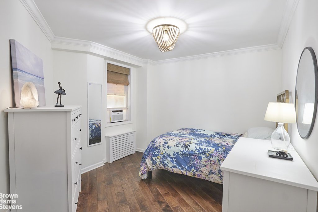 5700 Arlington Avenue, Unit 19M photo 10