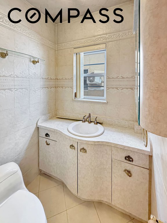 3731 Maple Avenue – For Sale photo 11