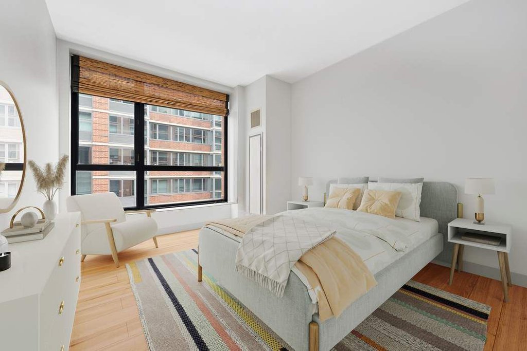 540 West 28th Street, Unit 2B photo 4