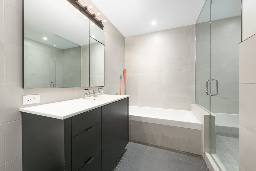540 West 28th Street, Unit 2B photo 7