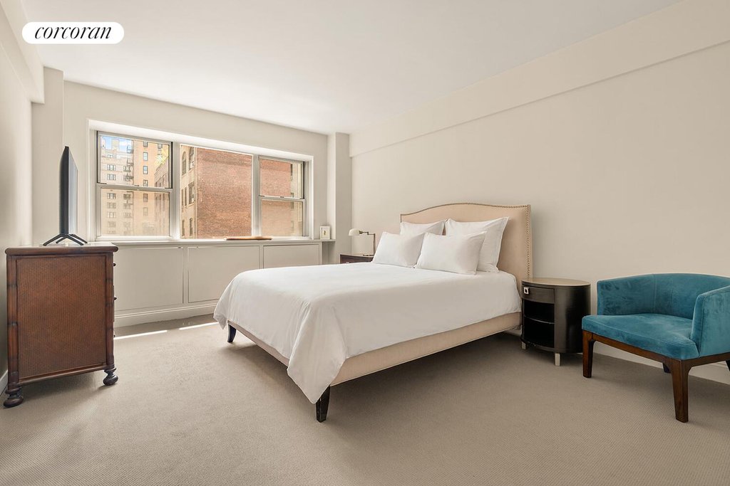 40 East 78th Street, Unit 6A photo 6