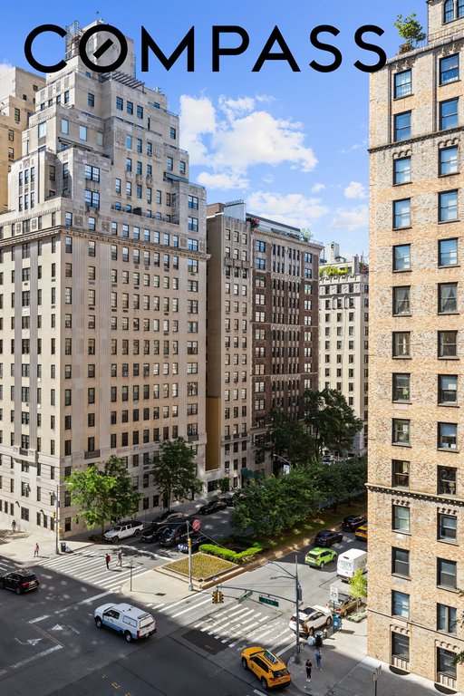 900 Park Avenue, Unit 8D photo 2