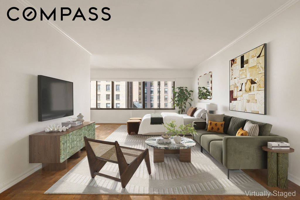 900 Park Avenue, Unit 8D