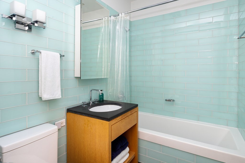310 West 52nd Street, Unit 6E photo 11