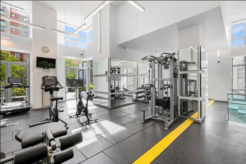 310 West 52nd Street, Unit 6E photo 16