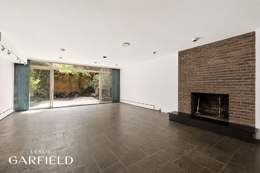 410 East 50th Street – For Sale photo 2