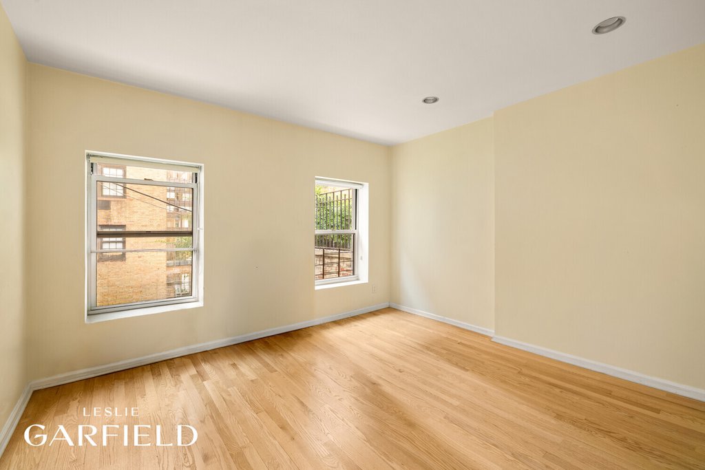 410 East 50th Street – For Sale photo 18