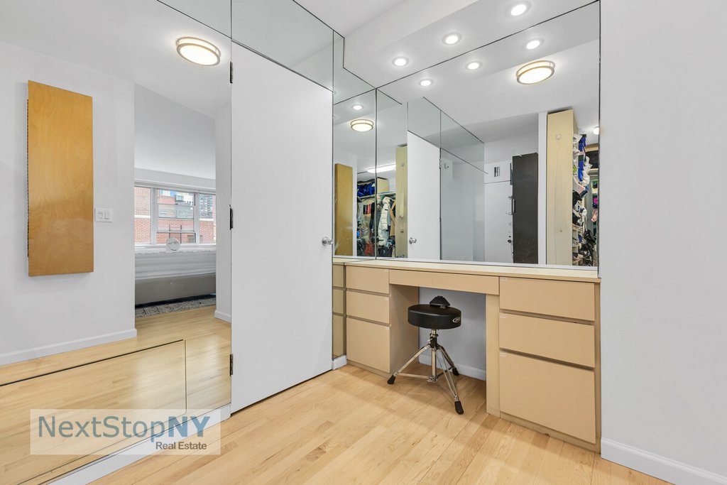 1175 York Avenue, Unit 15LM photo 8