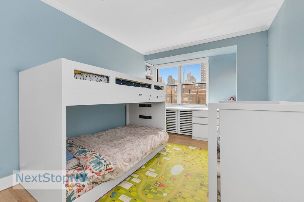 1175 York Avenue, Unit 15LM photo 11