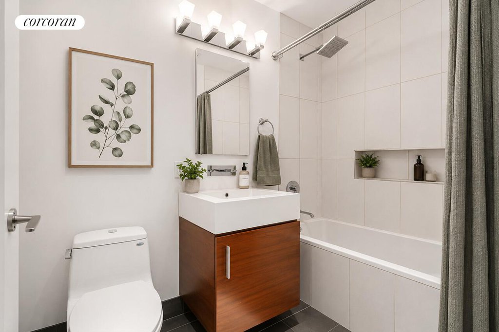 5-19 Borden Avenue, Unit 9J photo 5