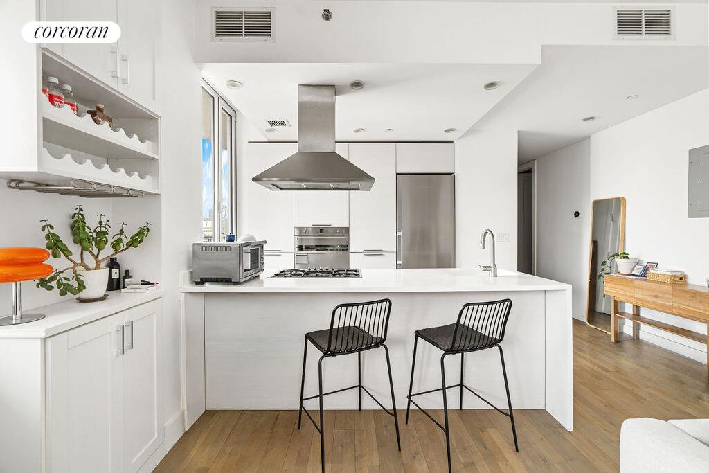 5-19 Borden Avenue, Unit 9J photo 7