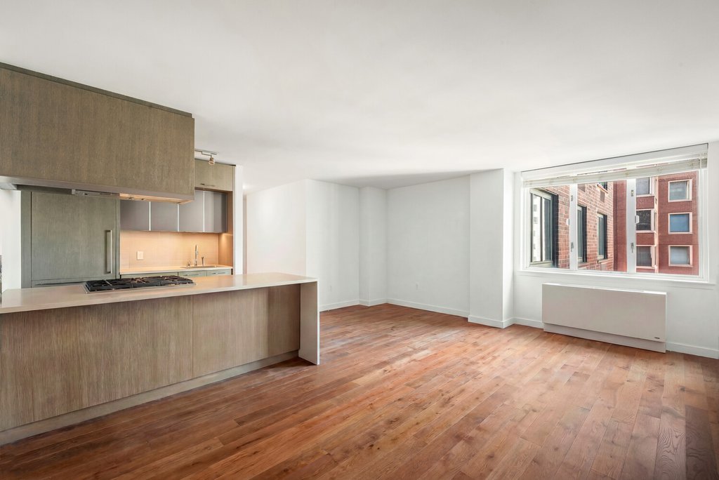 225 Rector Place, Unit 10T photo 8