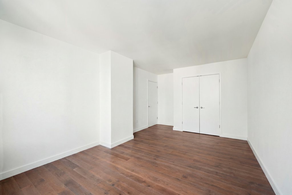 225 Rector Place, Unit 10T photo 11