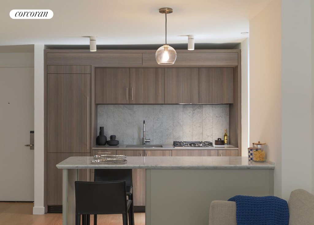 234 East 46th Street, Unit 705 photo 3