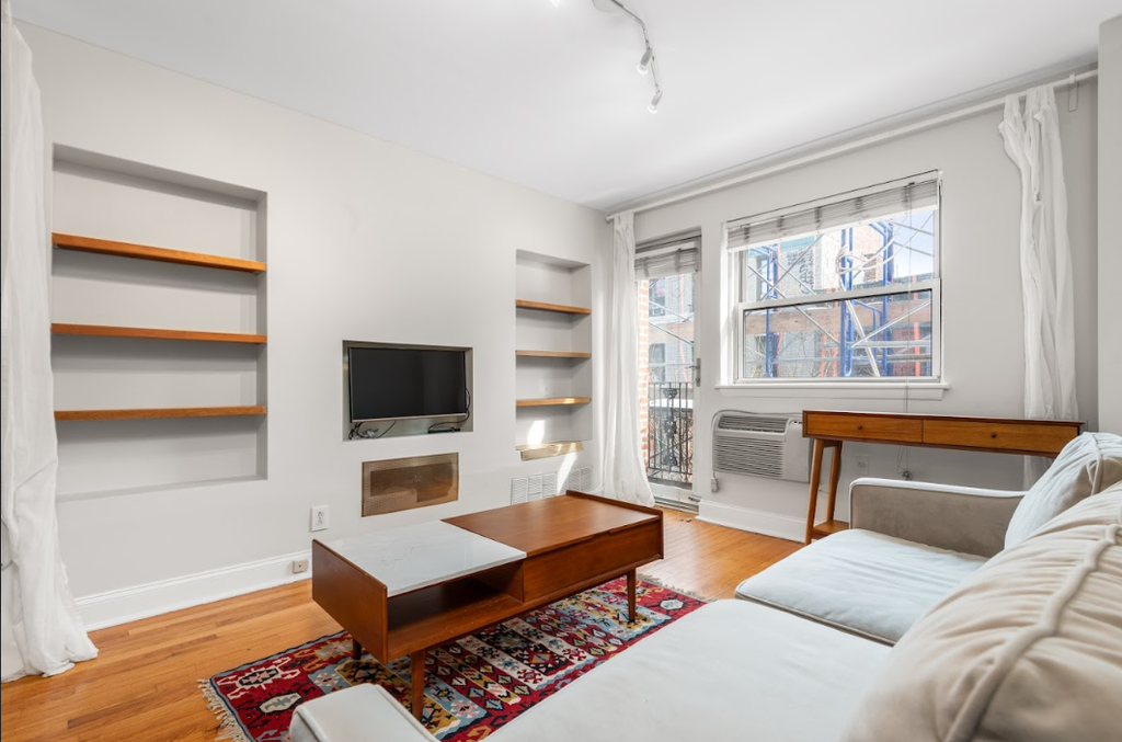 211 Thompson Street, Unit 5M