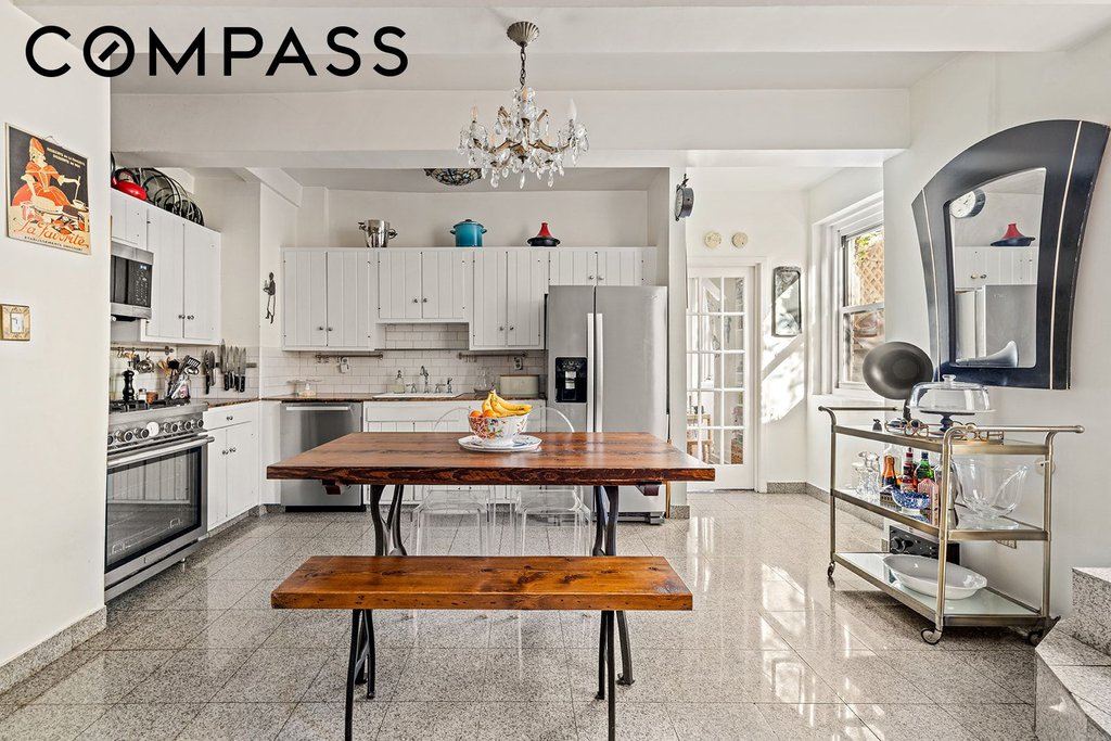 2166 Broadway, Unit 4C photo 5