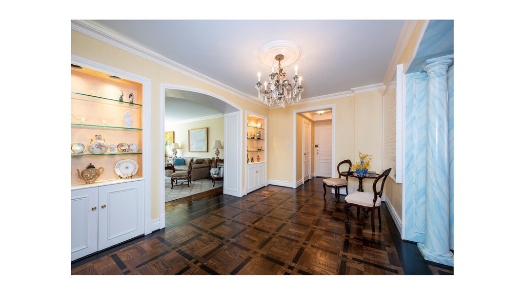 799 Park Avenue, Unit 10D