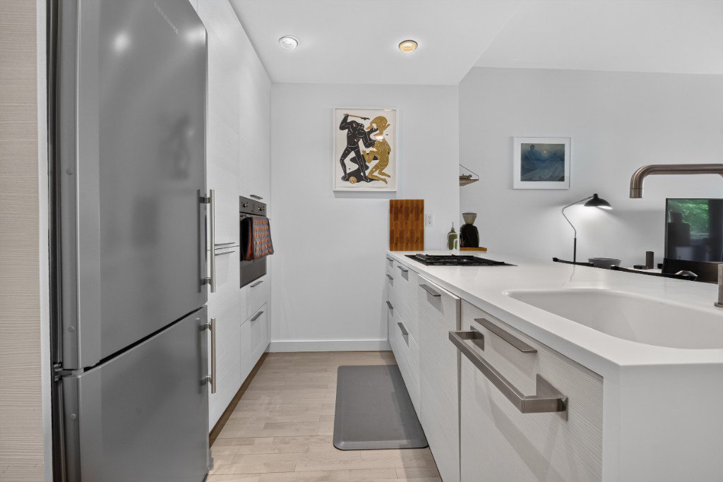 5-19 Borden Avenue, Unit 2C photo 7
