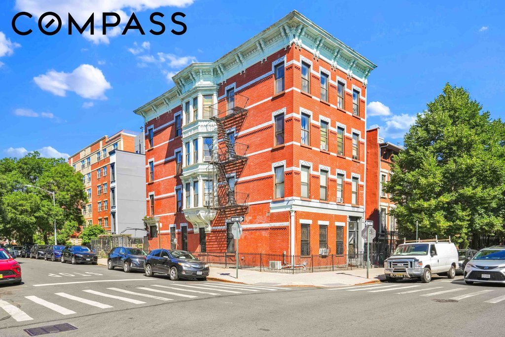 184 Stuyvesant Avenue, Unit D2